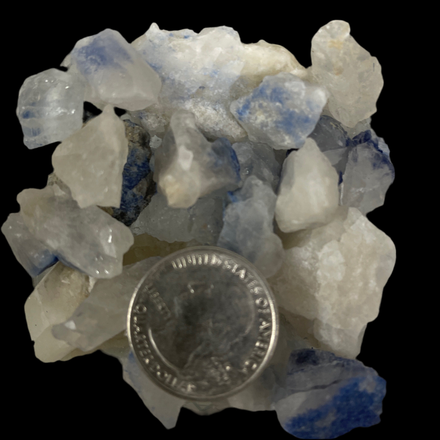 Dumortierite in Quartz
