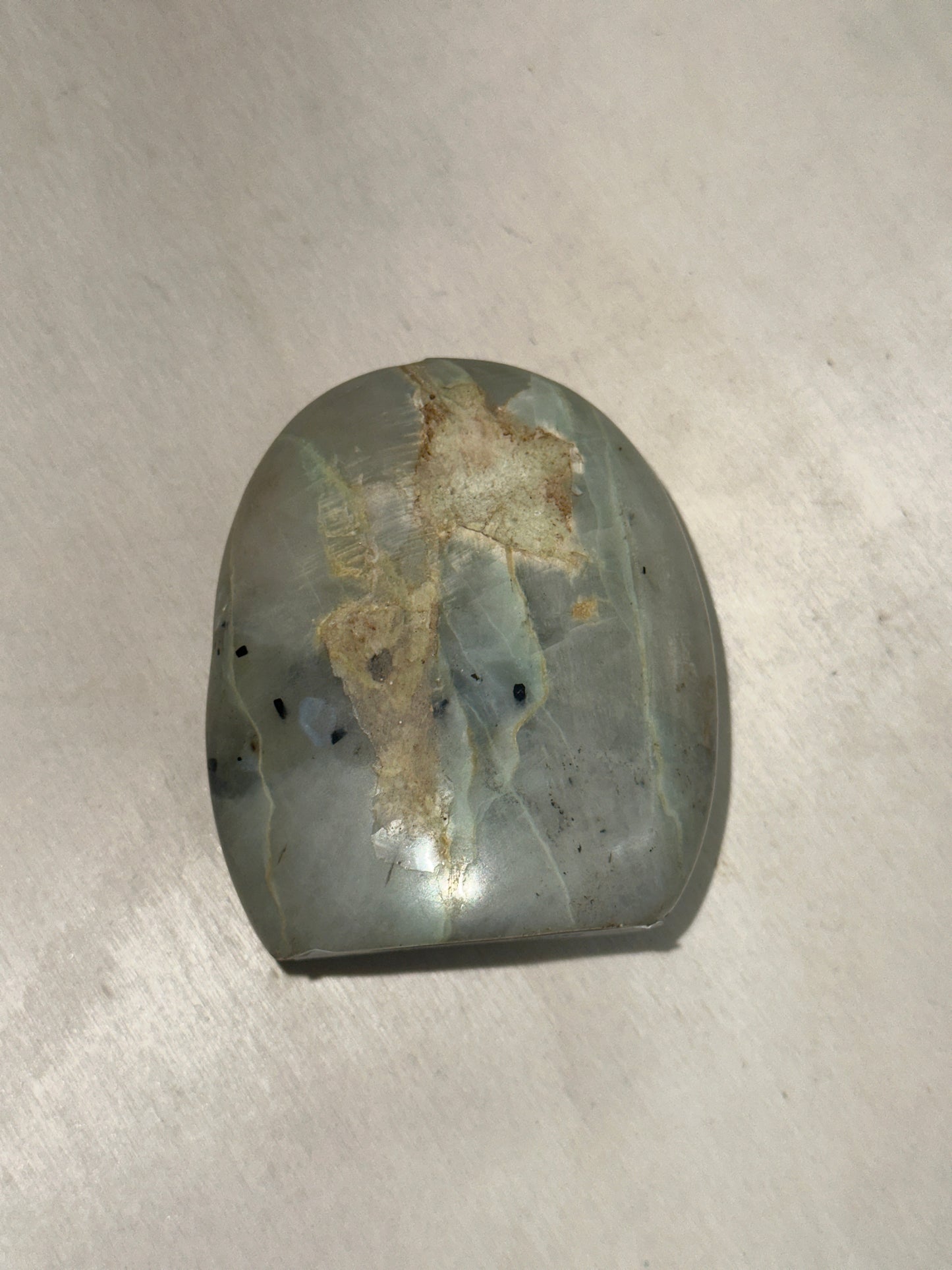 Garnierite Free Form