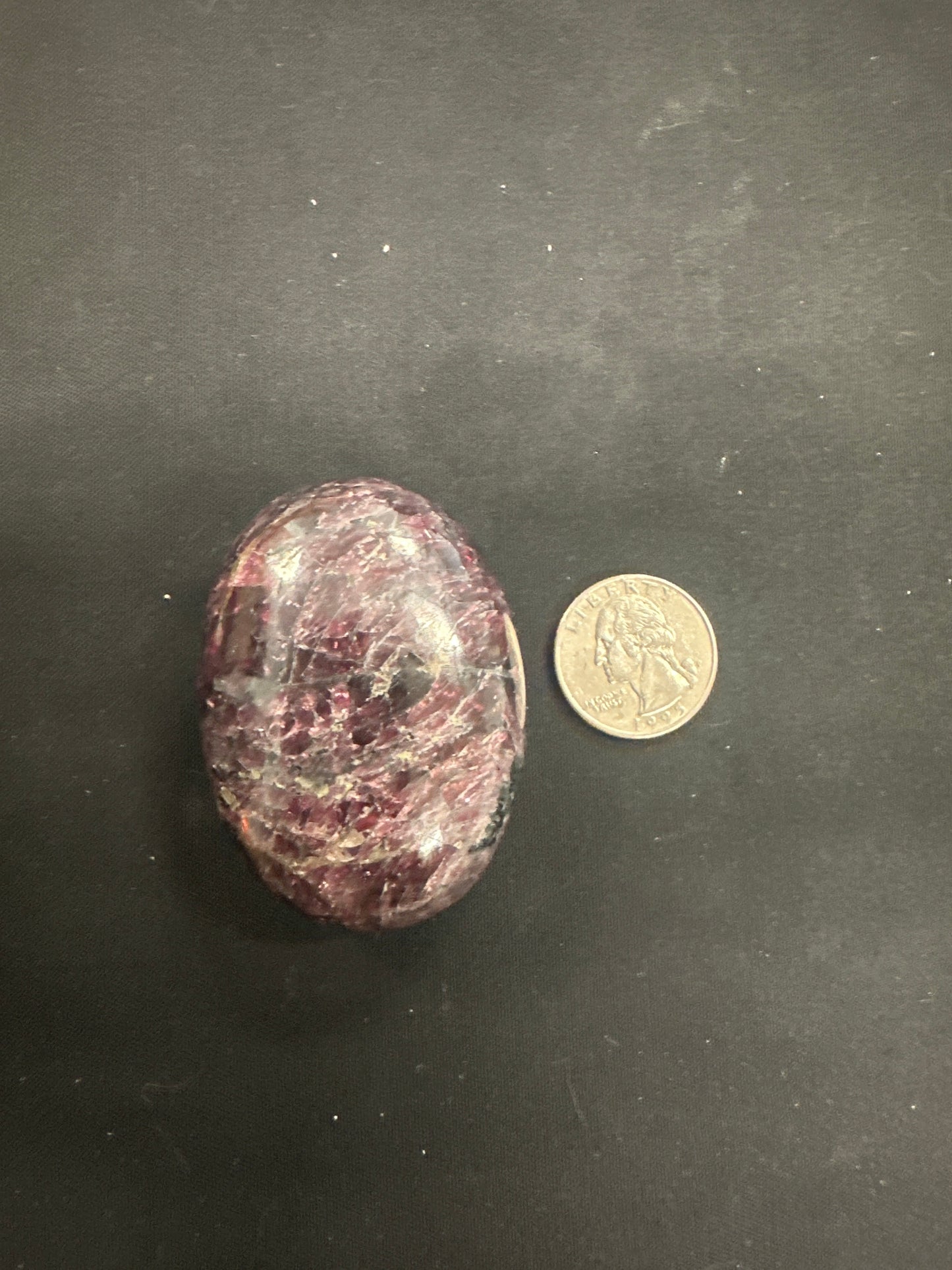 Garnet palm stones