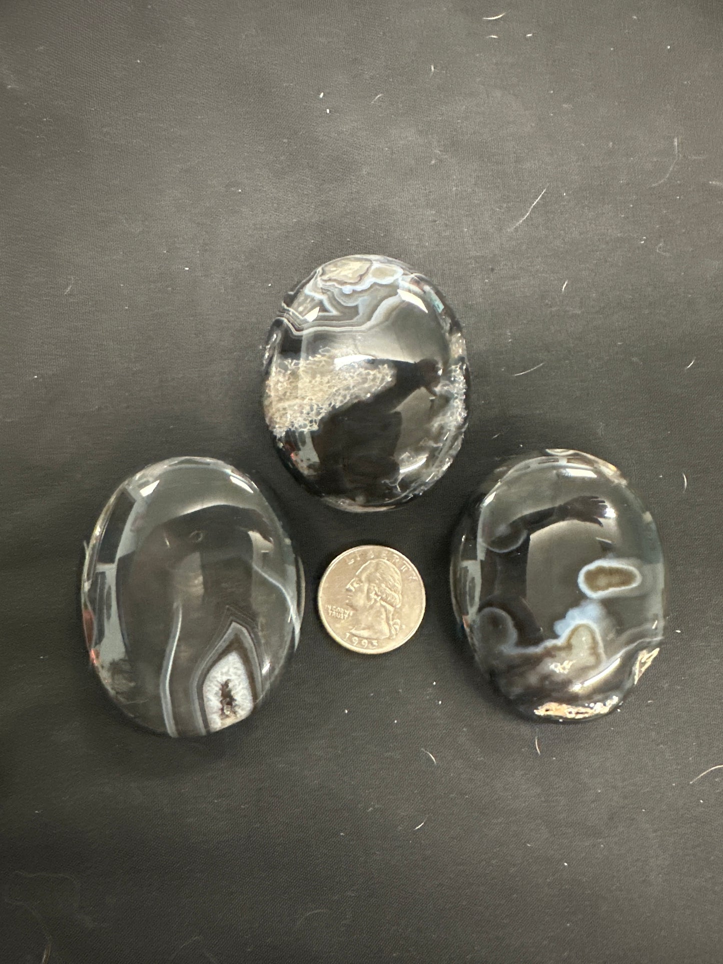 Black Sardonyx Palm Stone