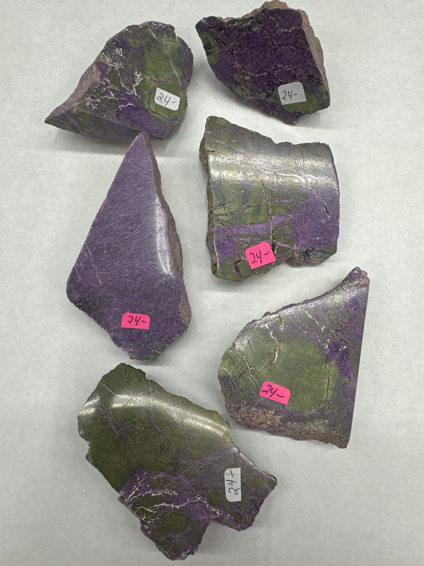 Stichtite slabs