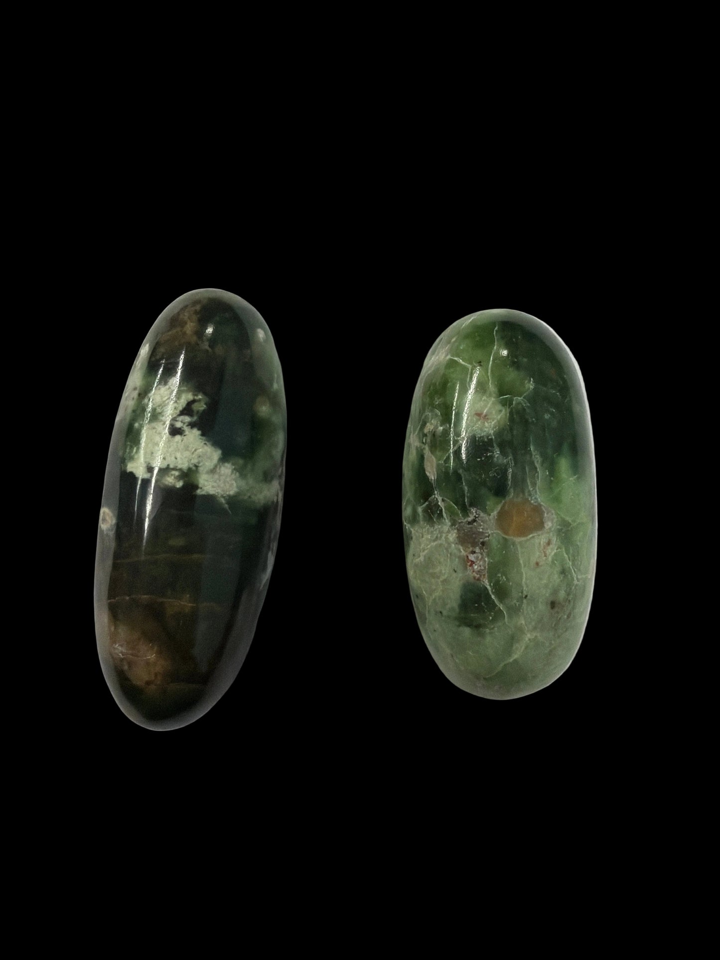 Chrome  Chalcedony Palm Stone & Heart