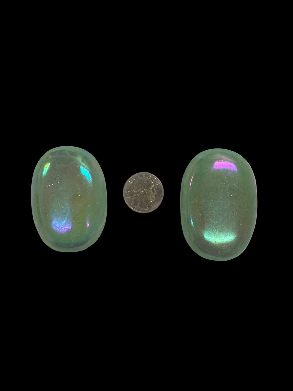 Aura Palm Stone