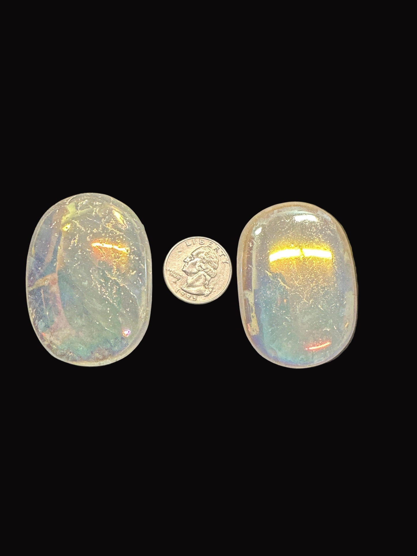 Aura Palm Stone