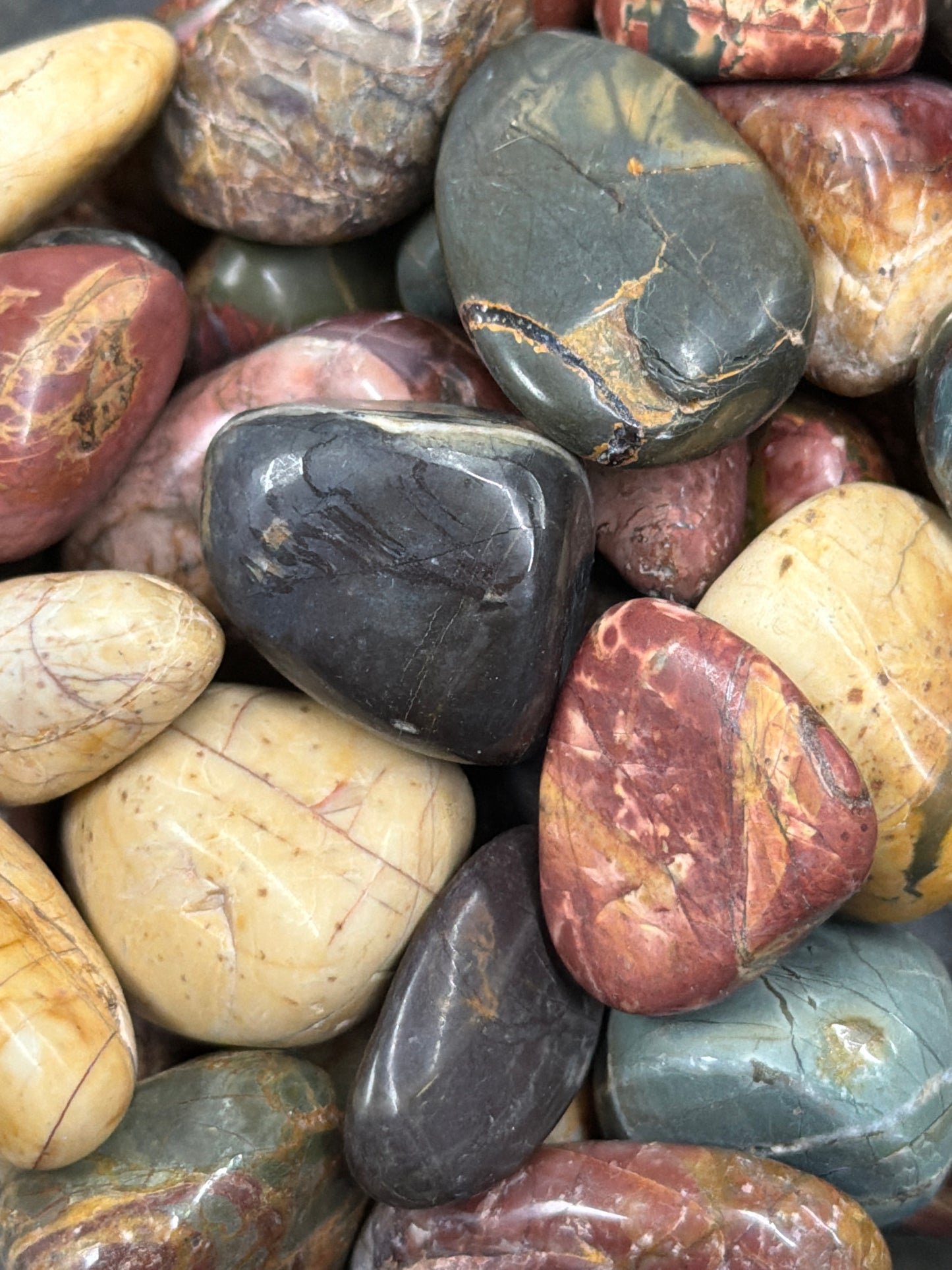 Network Jasper Tumbled