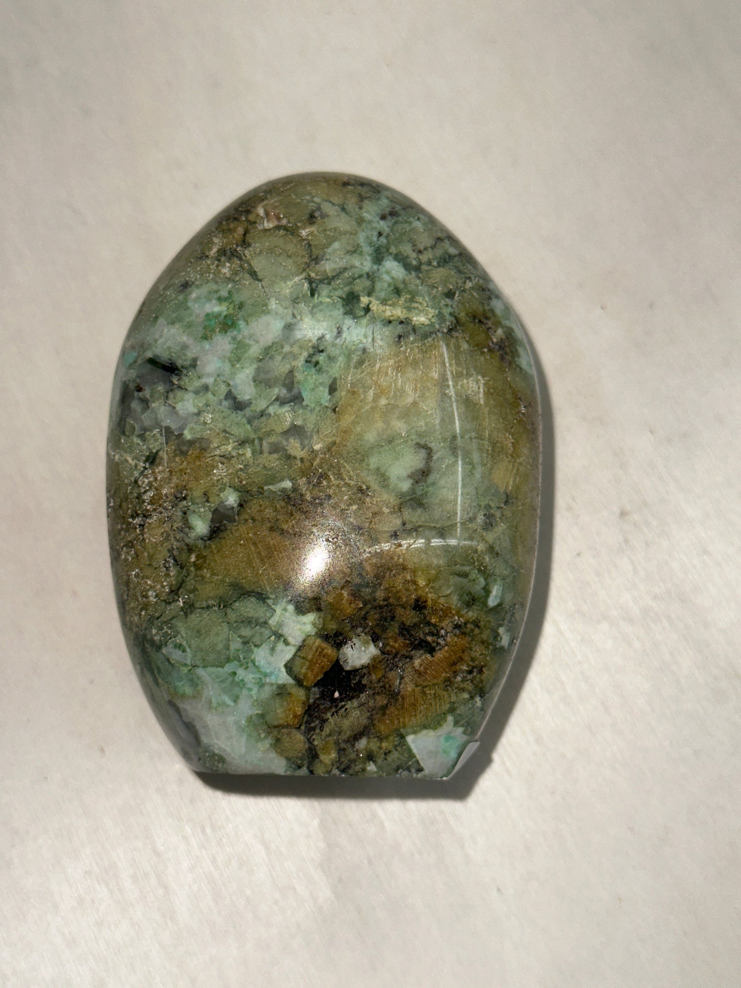 Garnierite Free Form