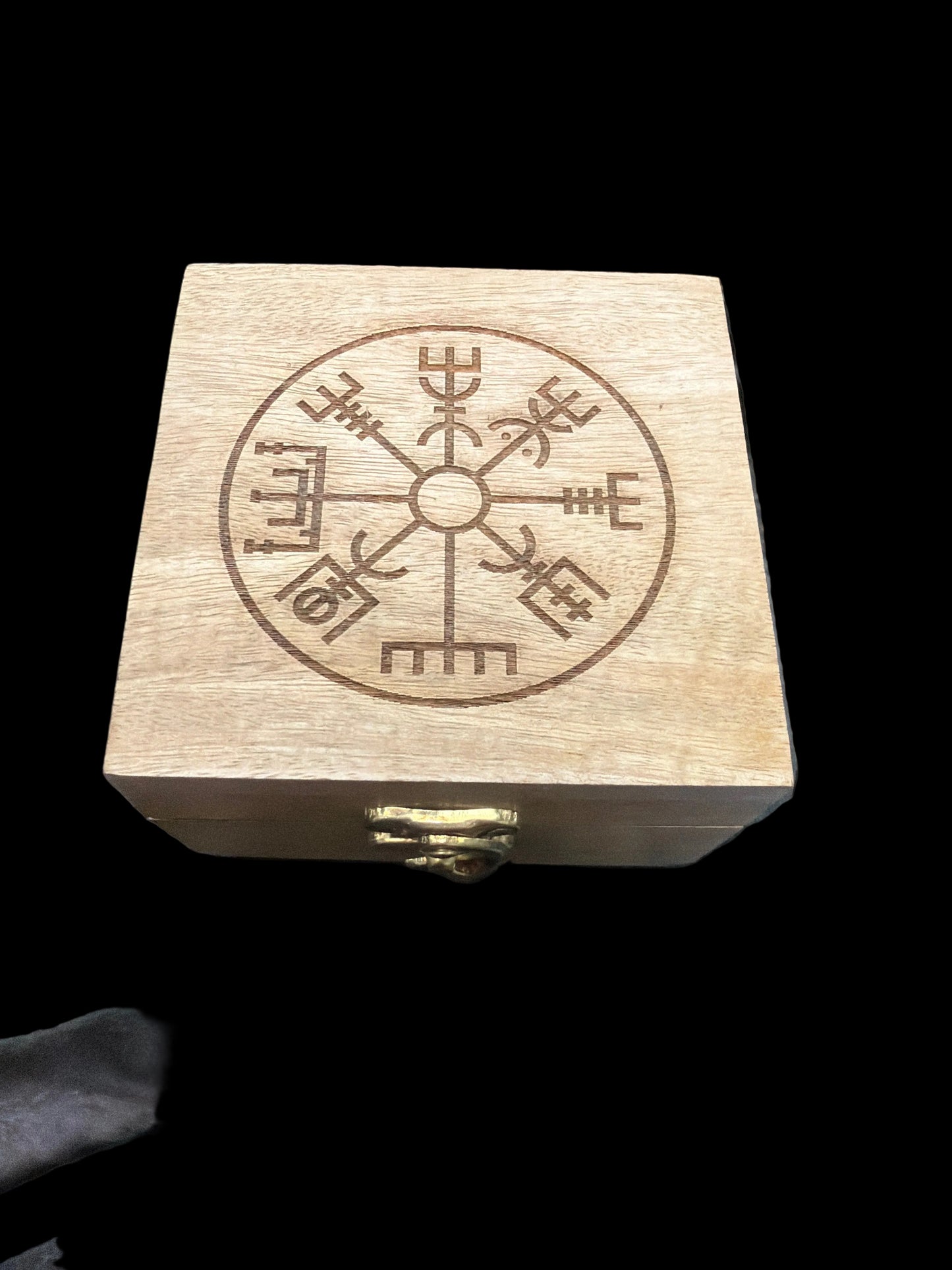 Wooden Rune Set w/ Box