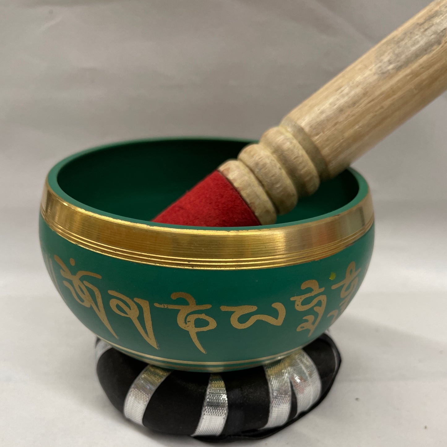 4" Heart chakra brass singing bowl