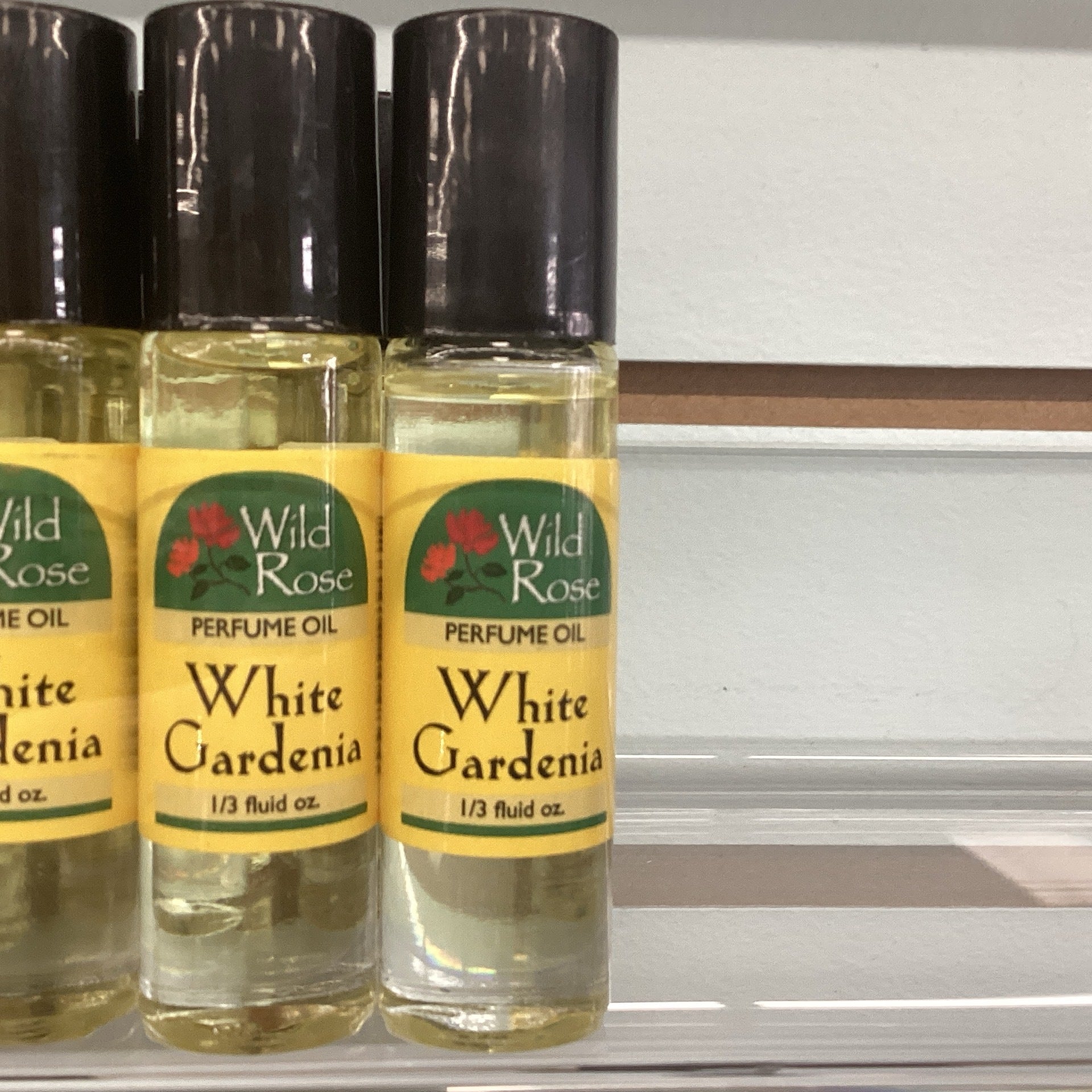 White Gardenia WR Roll on Oil