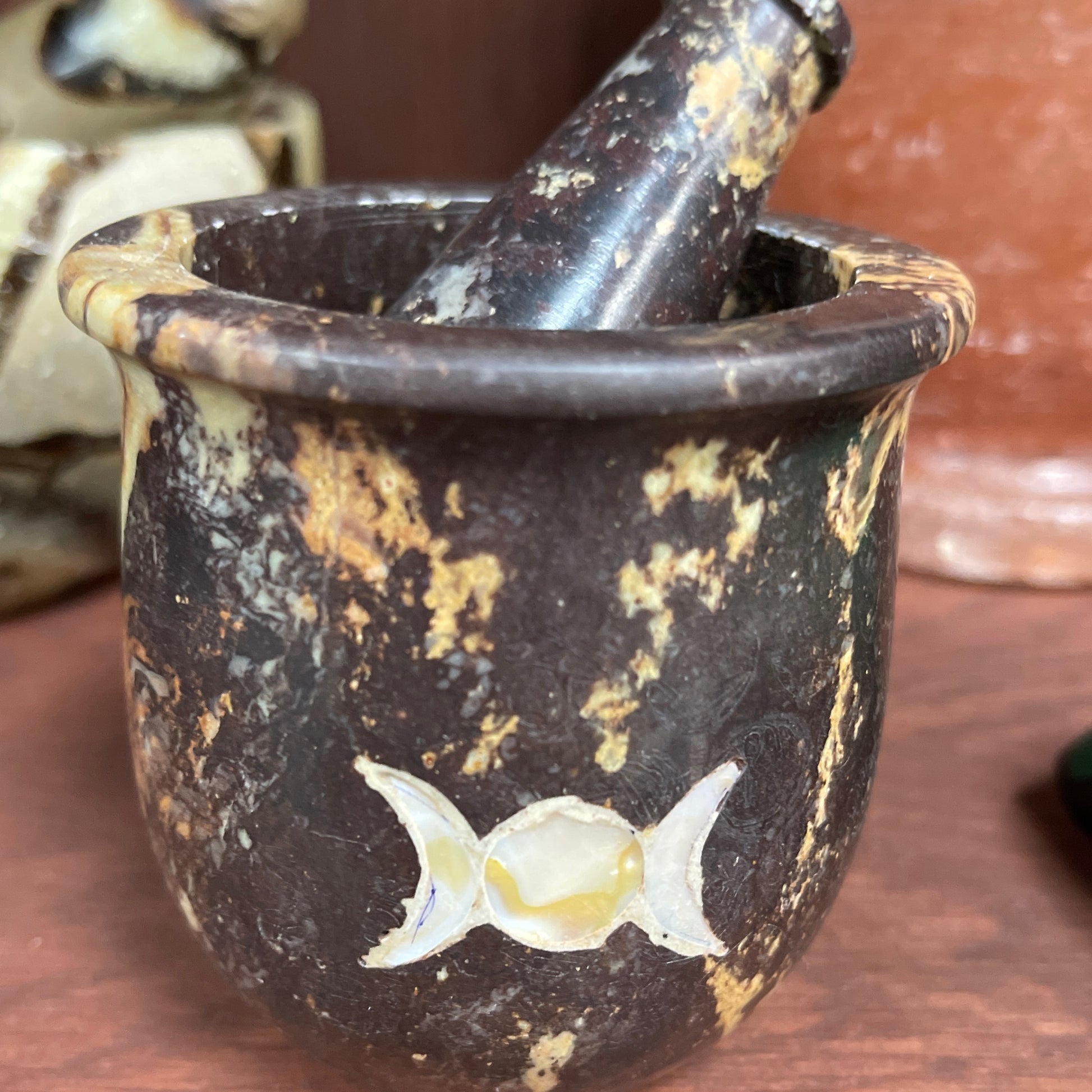 Triple moon pearl inlay mortar and pestle