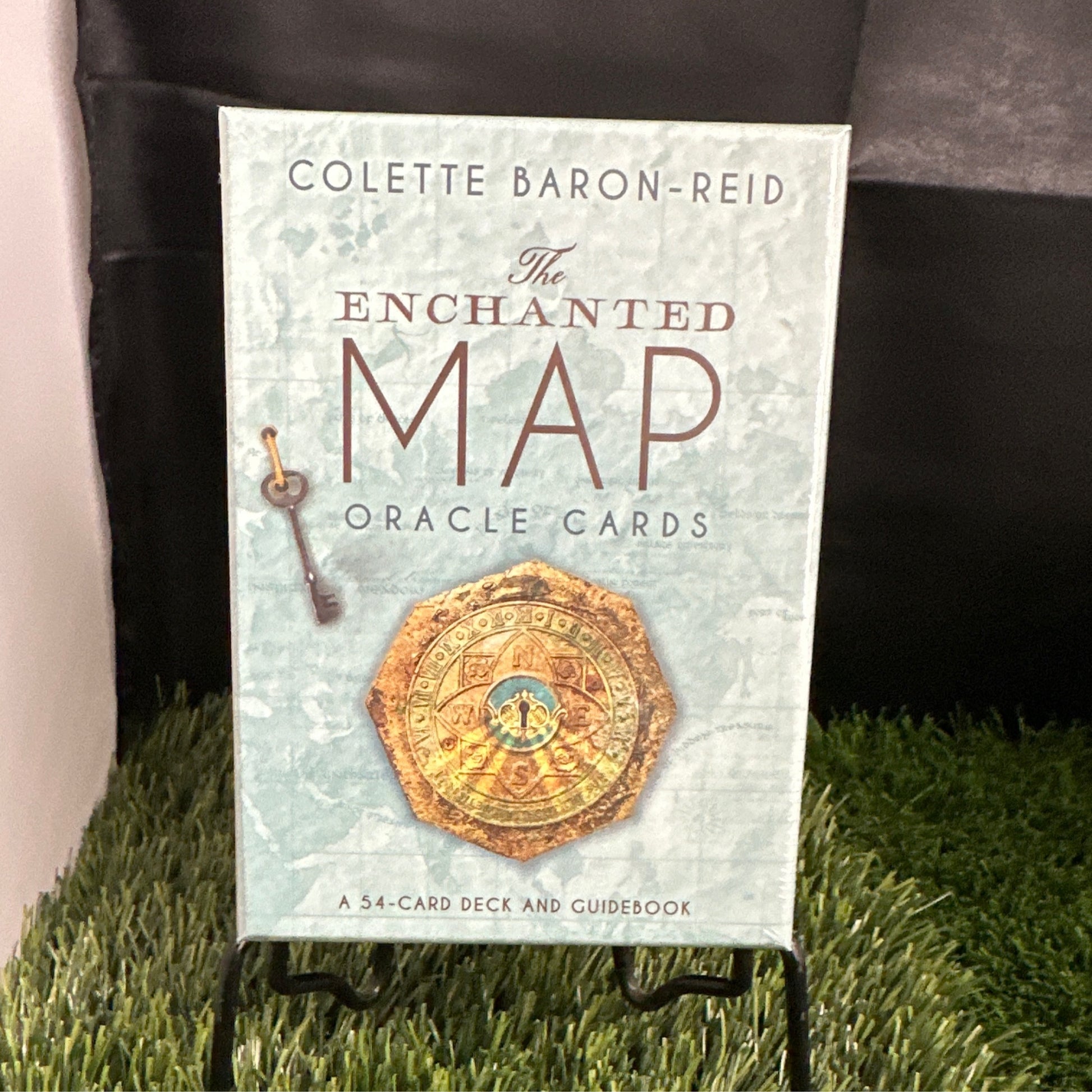 The Enchanted Map Oracle