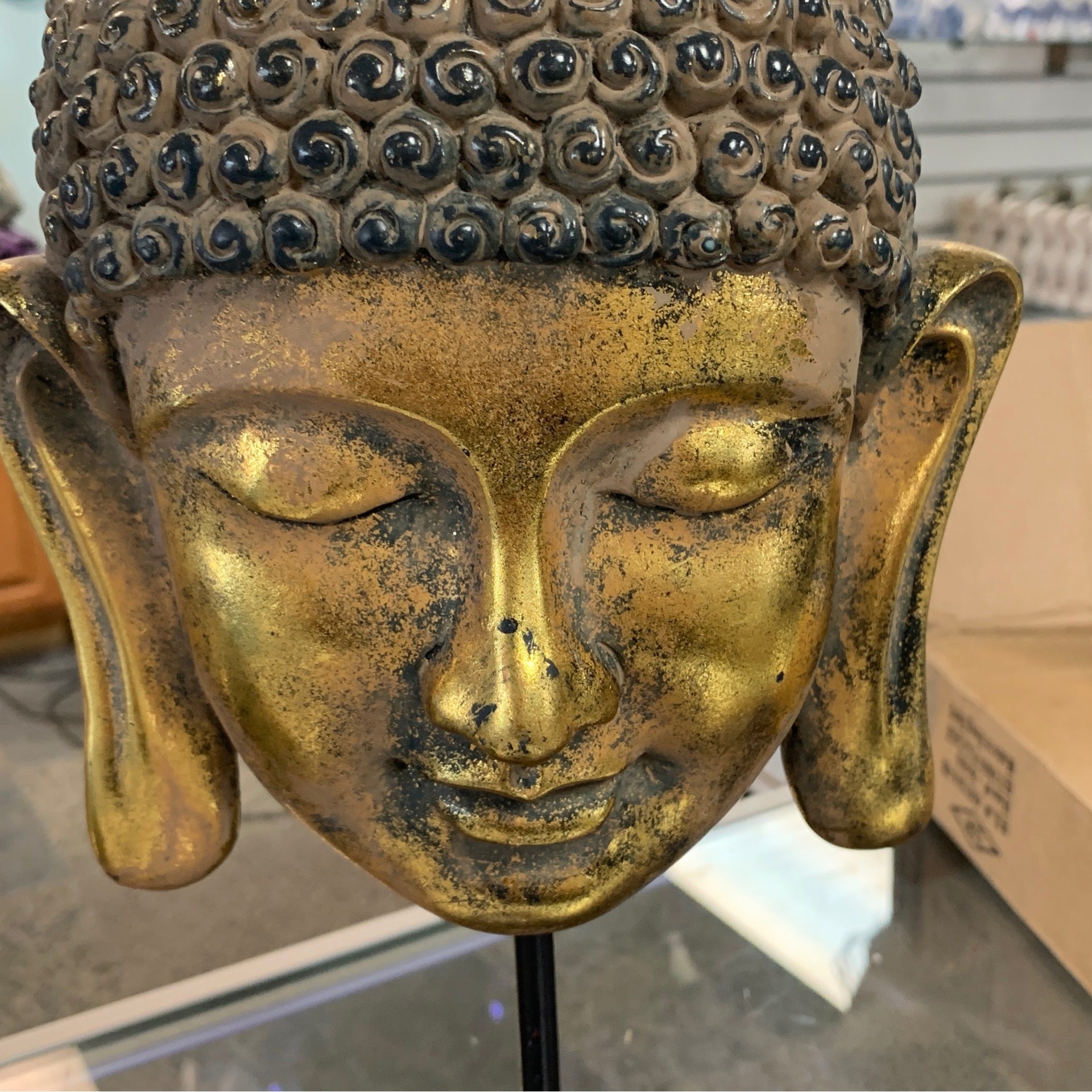 Buddha Head Stand