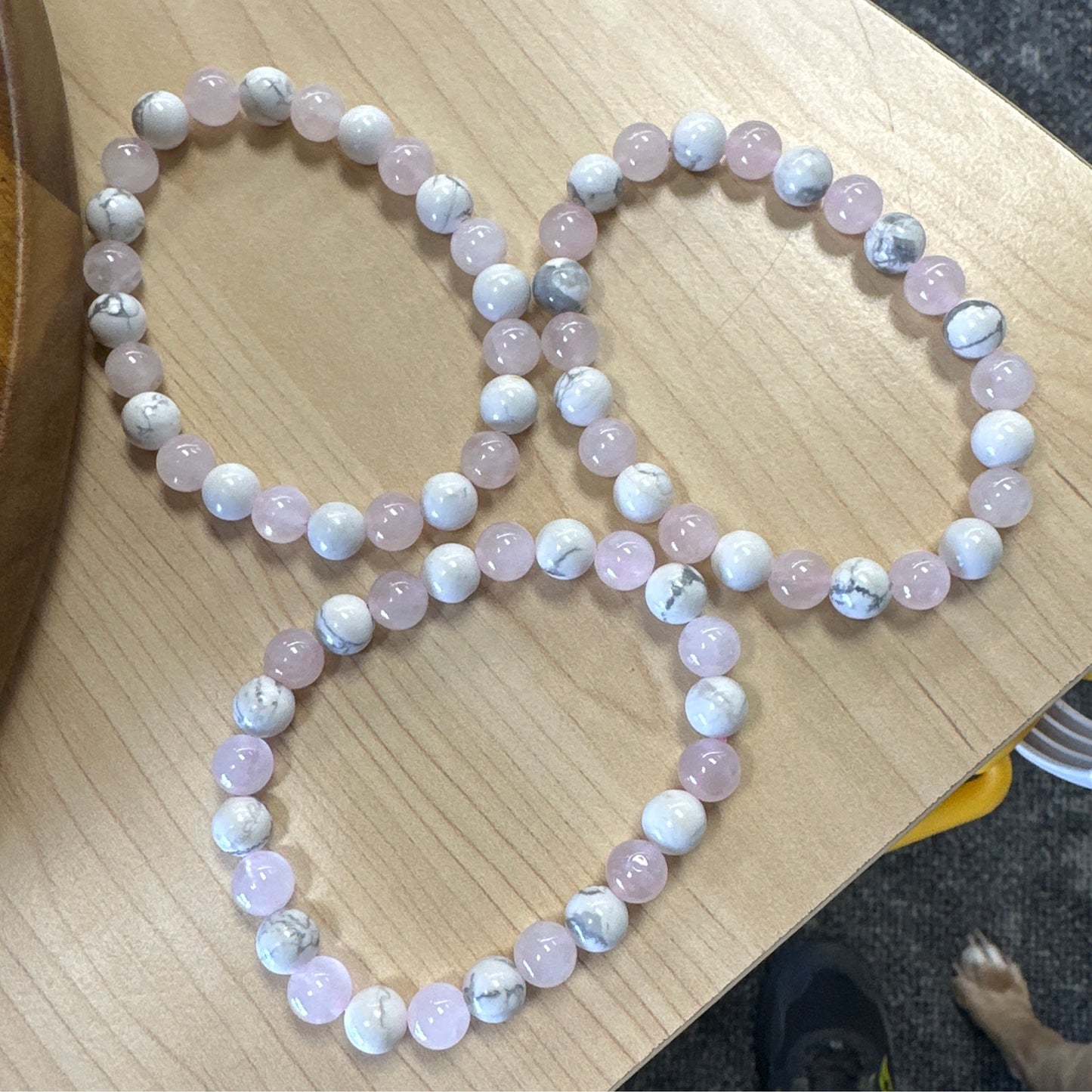 Rose Quartz and Howlite Bracelet (A)