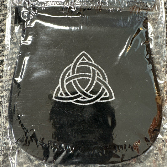 Triquetra velvet bag