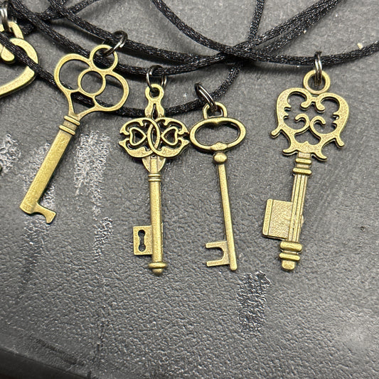 Skeleton key necklace