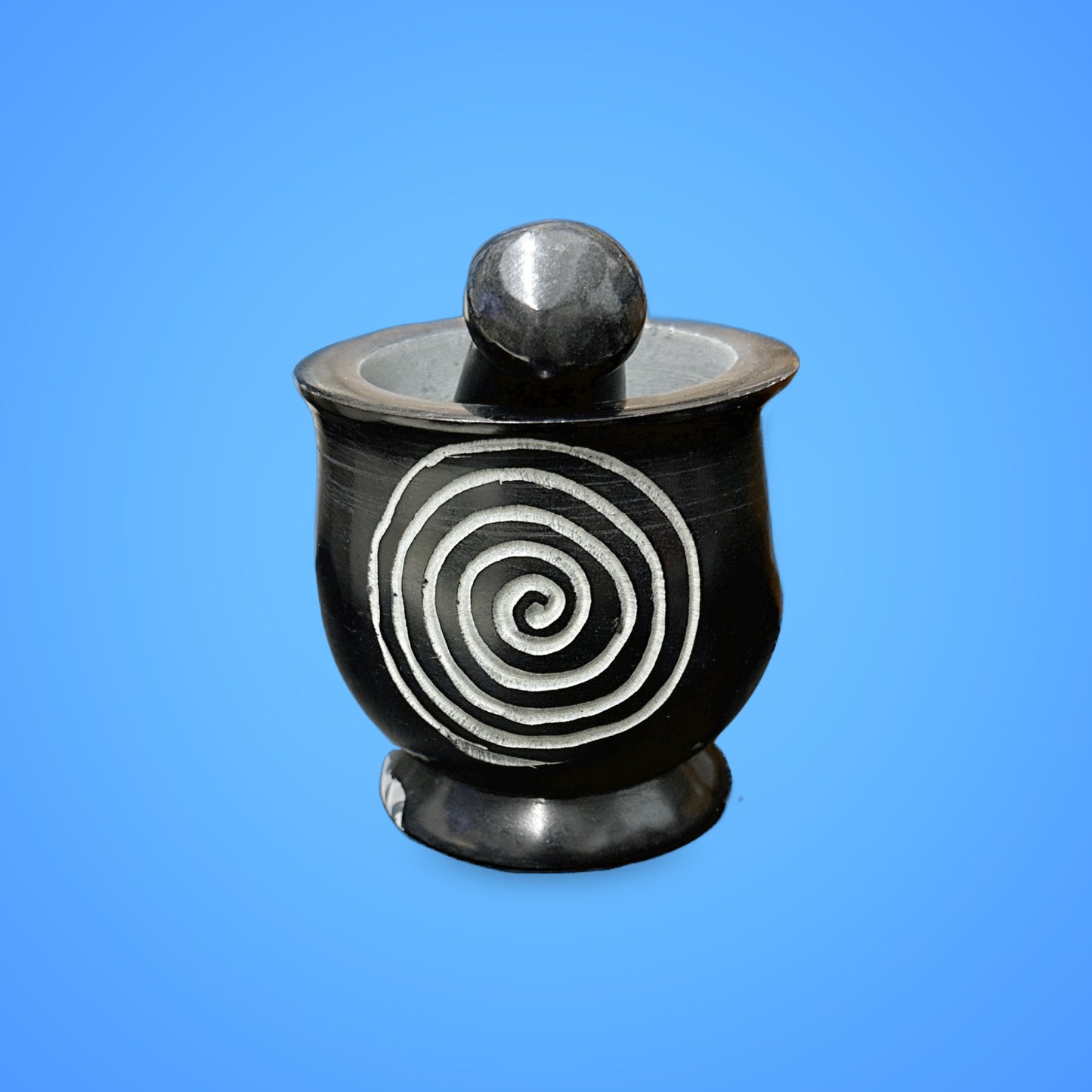 Spiral mortar and pestle