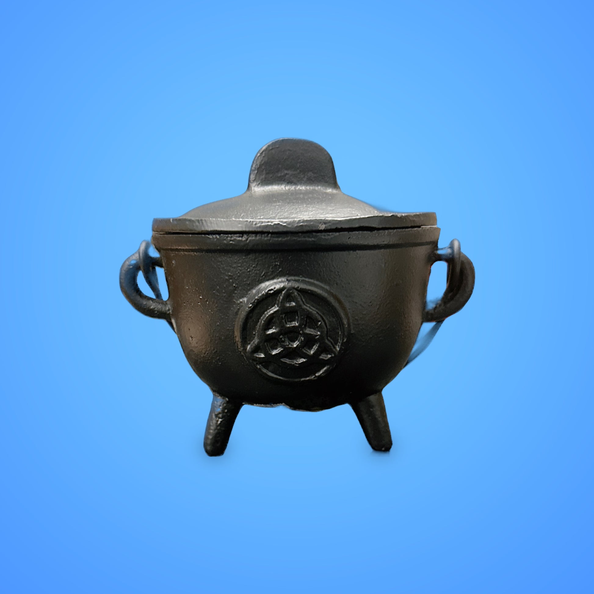 Triquetra cast iron cauldron with lid